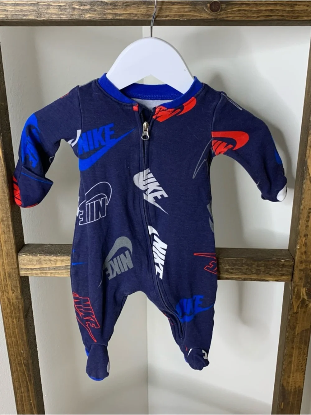 Nike Navy Logo Baby One-Piece Footed Pajamas Size NB